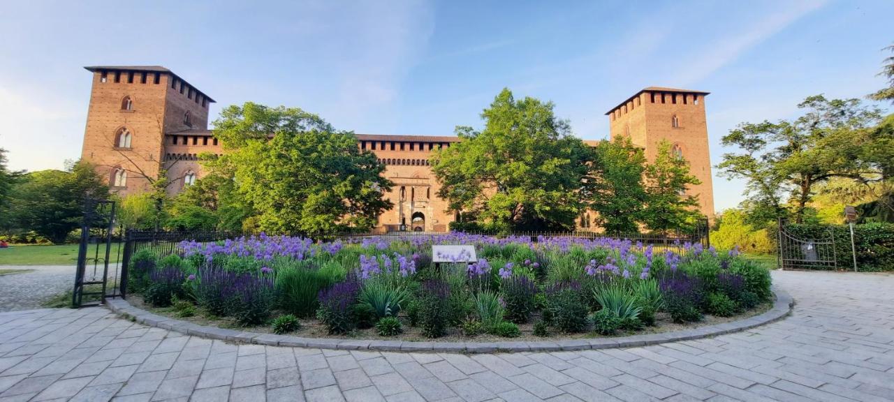 R & A Minerva Suites Pavia Kültér fotó
