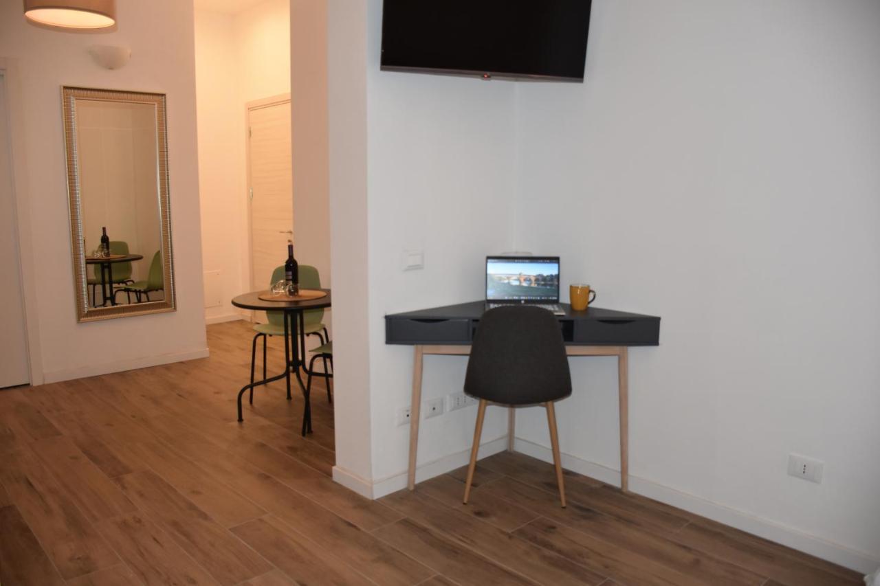 R & A Minerva Suites Pavia Kültér fotó