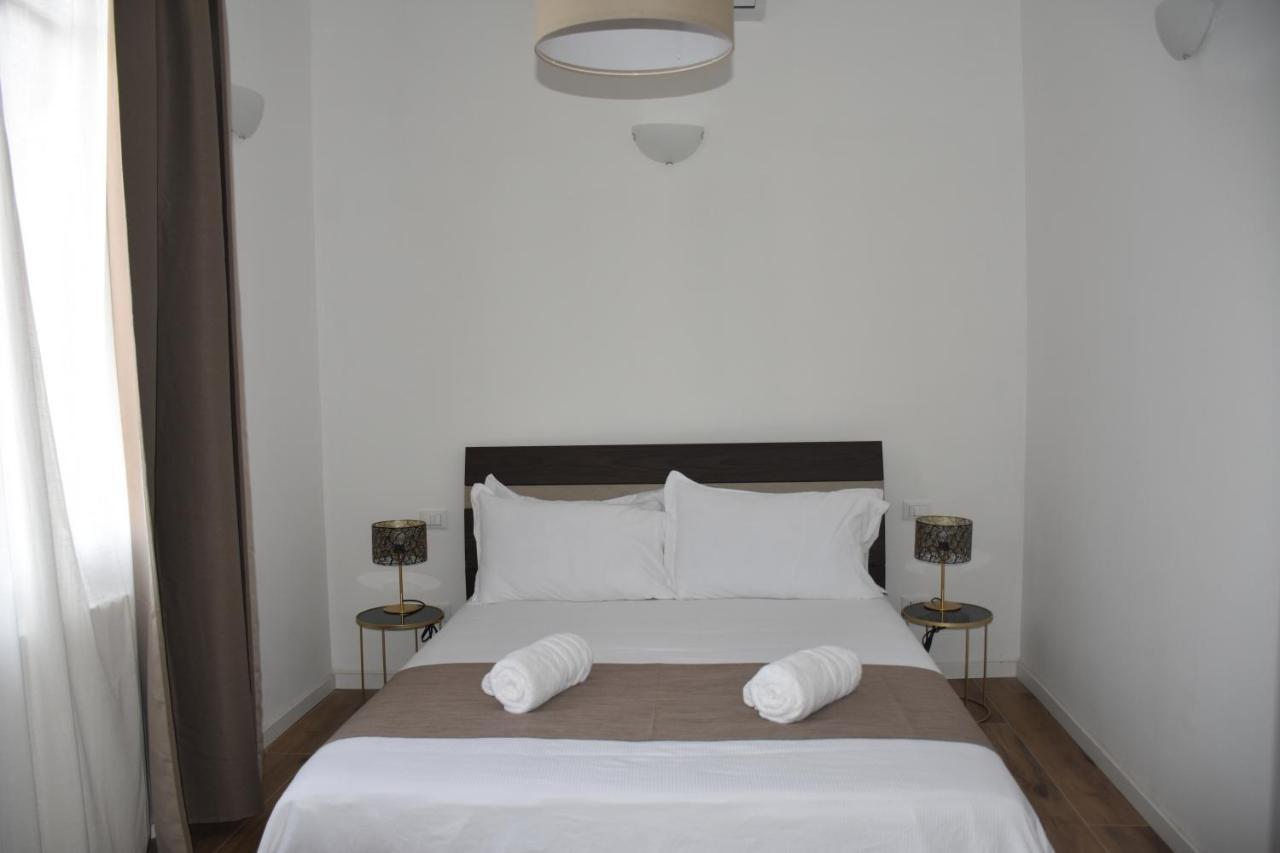 R & A Minerva Suites Pavia Kültér fotó